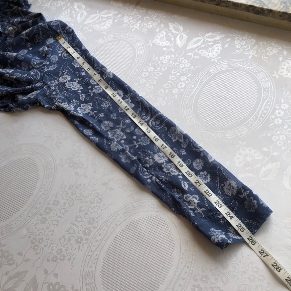 Hollister Blue/White Floral High-Low Shirt Dress Women’s Size M Long Sleeves Top - Picture 11 of 16